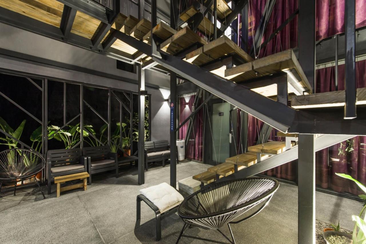 Rumah 230 m² dengan 1 bilik tidur dan 1 bilik mandi peribadi di Liuqiu Xiaoliuqiu Luaran gambar